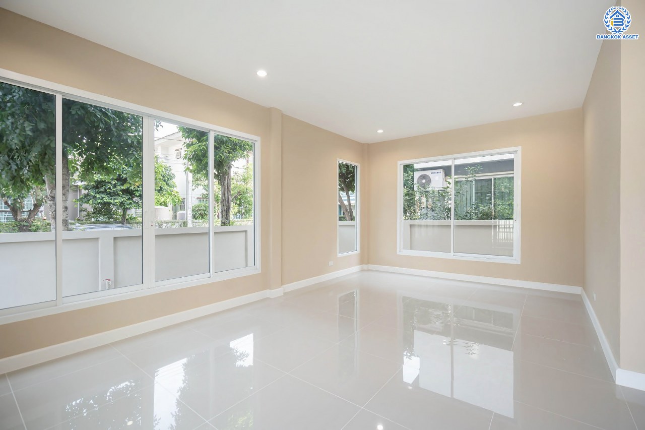 บ้านมือสองตกแต่งใหม่ โครงการ ดีซิโอ้ อรดา ราชพฤกษ์ หลังมุม เนื้อที่ 50.6 ตร.ว. ตอบโจทย์ทุกการอยู่อาศัย ฟังก์ชัน 3 ห้องนอน 3 ห้องน้ำ 2 ที่จอดรถ บรรยากาศเงียบสงบ บนทำเลเดินทางสะดวก เชื่อมต่อหลายเส้นทาง ใกล้รถไฟฟ้าสายสีม่วง "สถานีบางรักใหญ่"